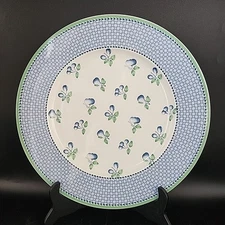 Villeroy & Boch Provence 12" Round Chop Plate Blue Weave, Blue Fruit, Green Trim