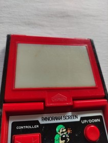 Vintage Nintendo game watch Mario's Bombs Away Panorama Screen NOT properly work