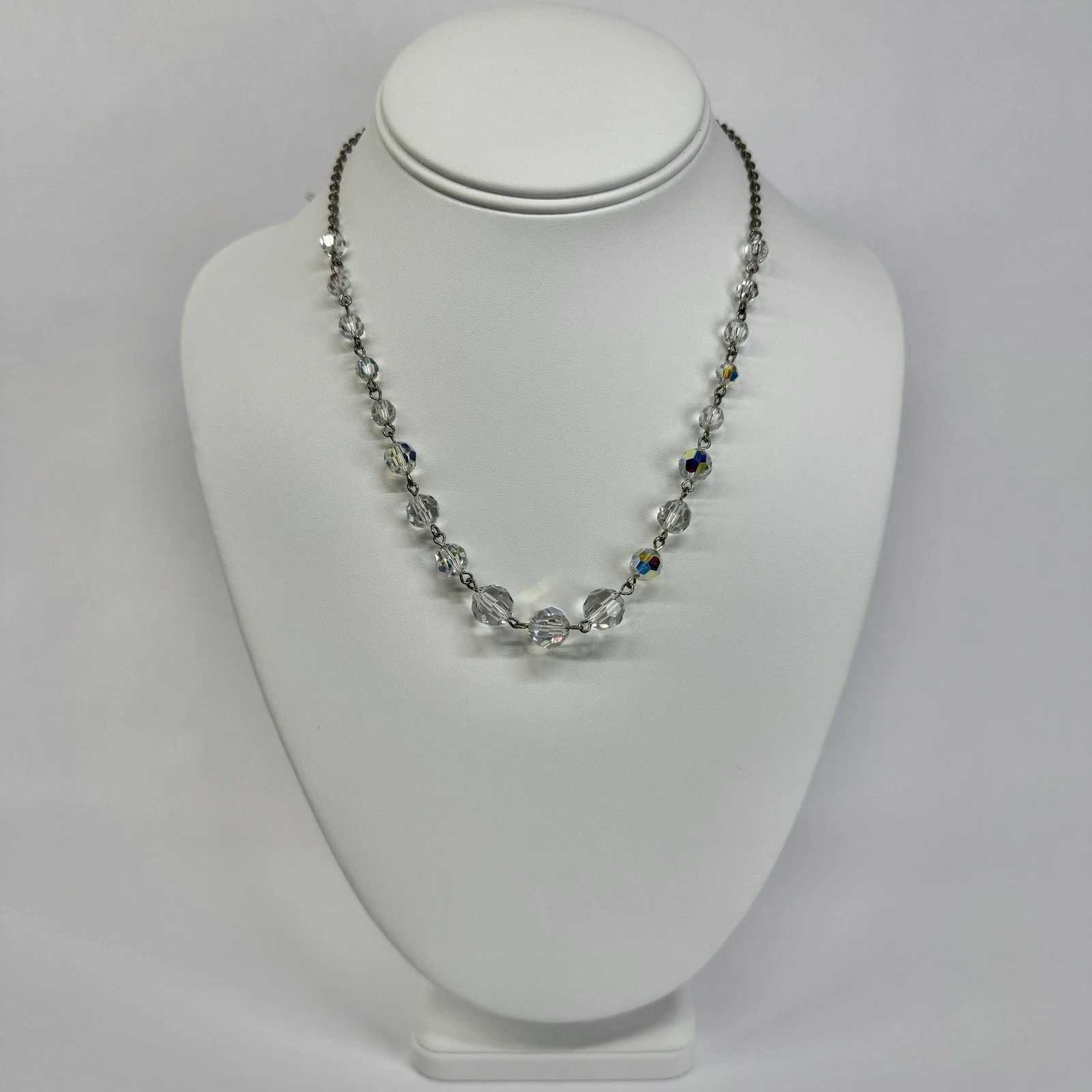 Elegant Iridescent Crystal Faceted Silver Tone Vintage Necklace Jewelry N629