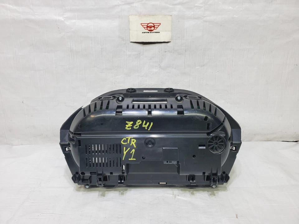 Cuadro de instrumentos velocímetro BMW M235i xDrive 2015-2016 OEM 62-10-6-805-196 Foto 4 de 4