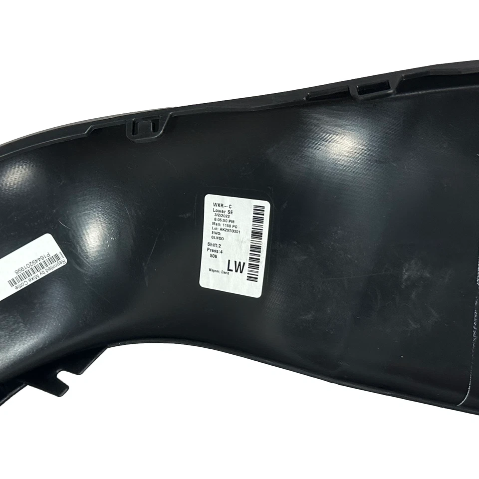 OEM 2011-2021 Jeep Grand Cherokee Rear Lower Bumper Cover Valance 68111467AA - Image 3 of 3