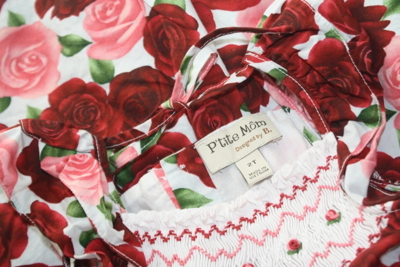 P'tite mom Boutique Designer Smocked Roses Bouquet Dress Girl Size 2T Gorgeous - Image 3 of 3