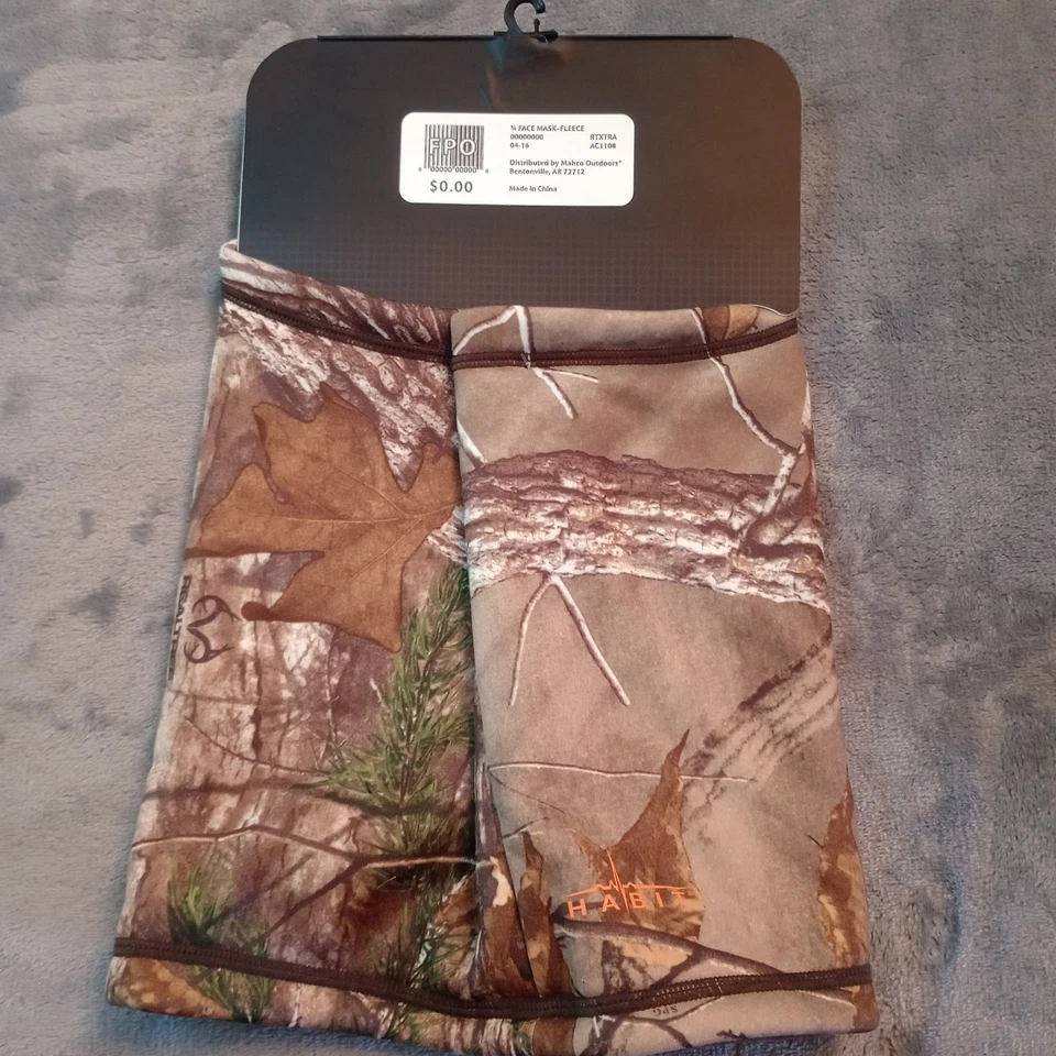 Habit 3/4 Fleece Face Mask Scent Factor Reversible Realtree Camo Camoflauge - Image 3 of 4