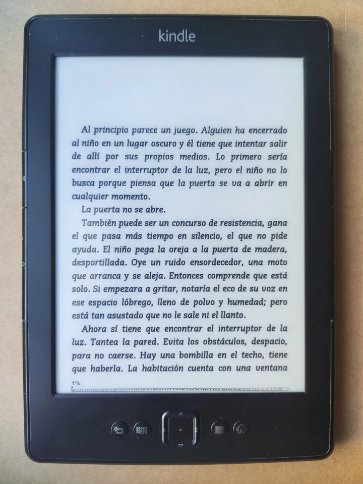 Amazon e-Book Kindle 4ª gen. en buen estado + Regalo - Imagen 2 de 4