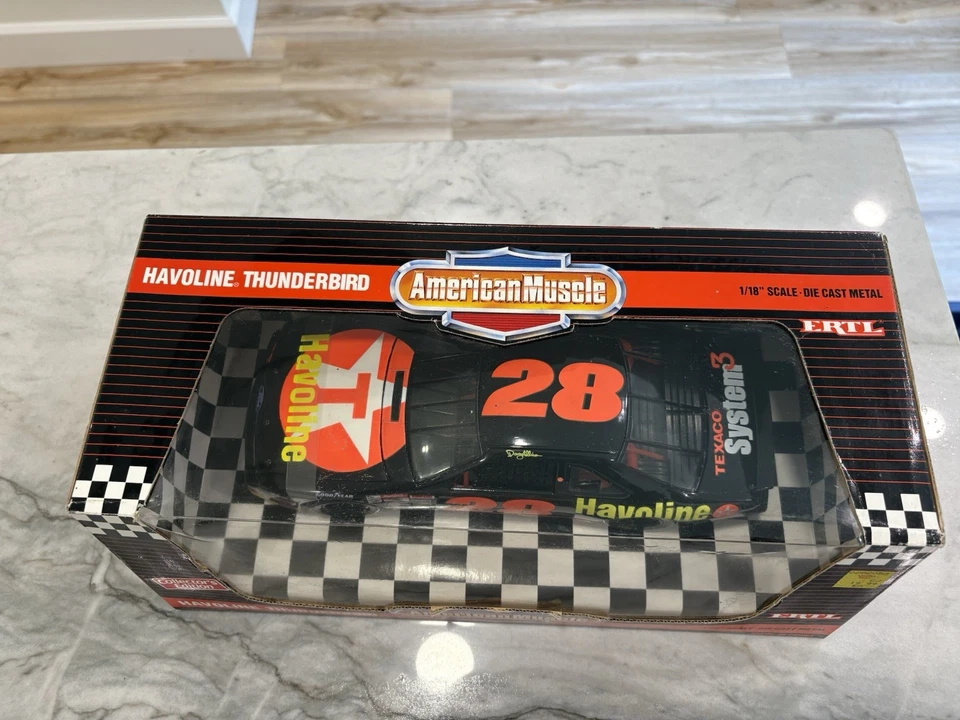 Davey Allison 1993 Havoline Nascar 1/18 Diecast ERTL American Muscle #28 Ford - Image 2 of 2