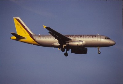 Dia D-AGWC Airbus A319-132 Germanwings Flugzeug 35mm ungerahmt O9-8-5