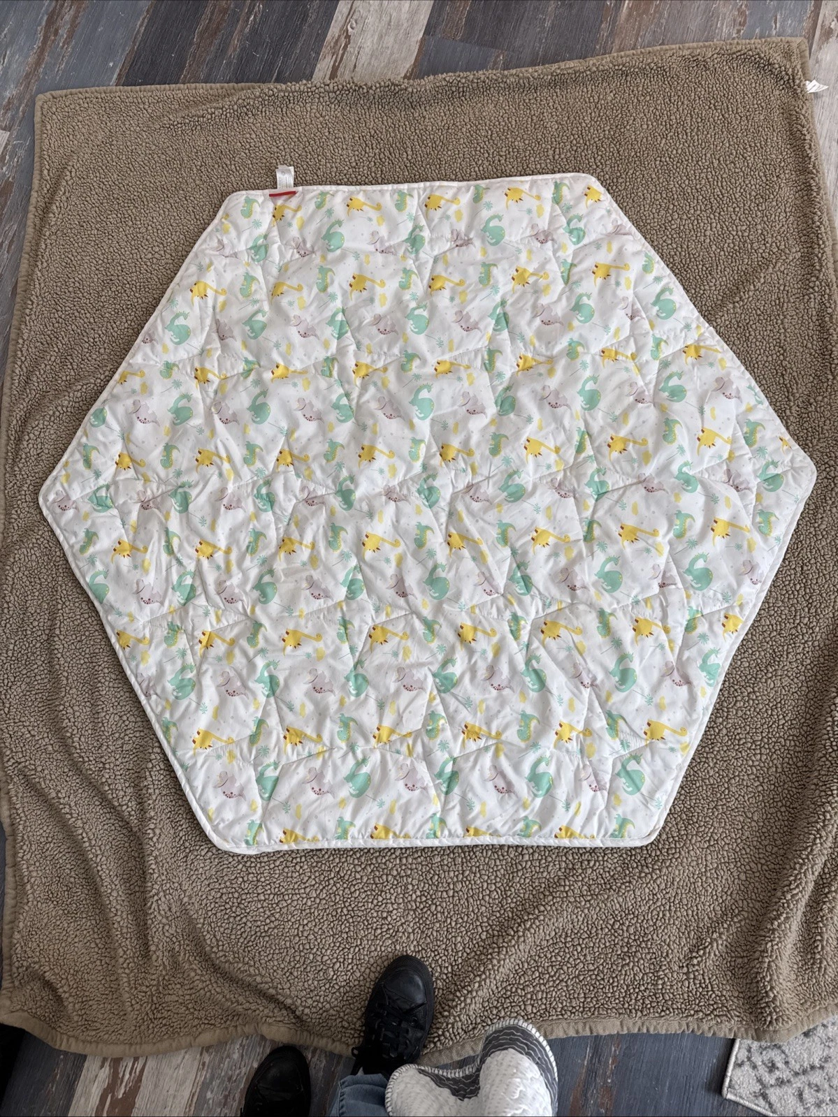 Baby Play Mat Hexagon Playpen 52”x45” Padded Non-Slip Infant Toddlers Dinosaue
Opens in a new window