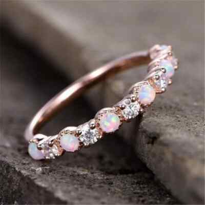 Versilberter hübscher rosa Opal Stil Halb Ewigkeit Ring mit Zirkonia Größe T 1/2