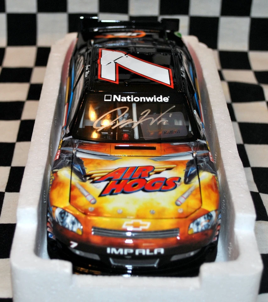 Josh Wise Spinmaster Air Hogs Firmado Autografiado 1:24 Die Cast NASCAR JR Motors Foto 3 de 4