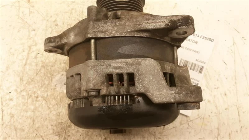 Alternator 2013 F250sd Sku#3794411 - Image 4 of 4