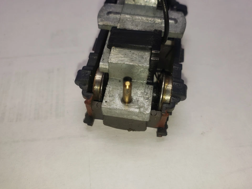 ROCO REAR DUMMY WIRED TRUCK HO Scale ROCO Alco FA Diesel Loco NO GEARS A OR B - Image 4 of 4