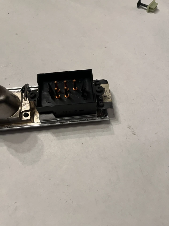 1989-1993 Cadillac DeVille Fleetwood FWD Left Rear Window Switch Ash Tray oem - Image 4 of 4