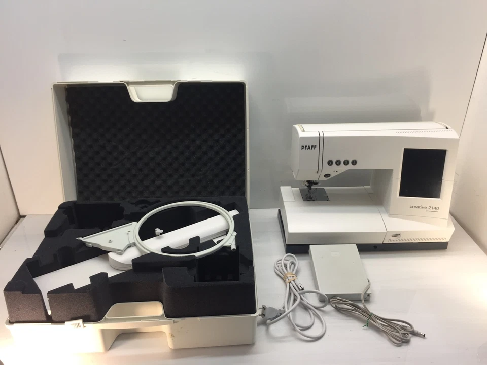Pfaff Creative 2140 Sewing Embroidery Machine w/ Case, Embroidery , Hoops Bundle - Image 3 of 4