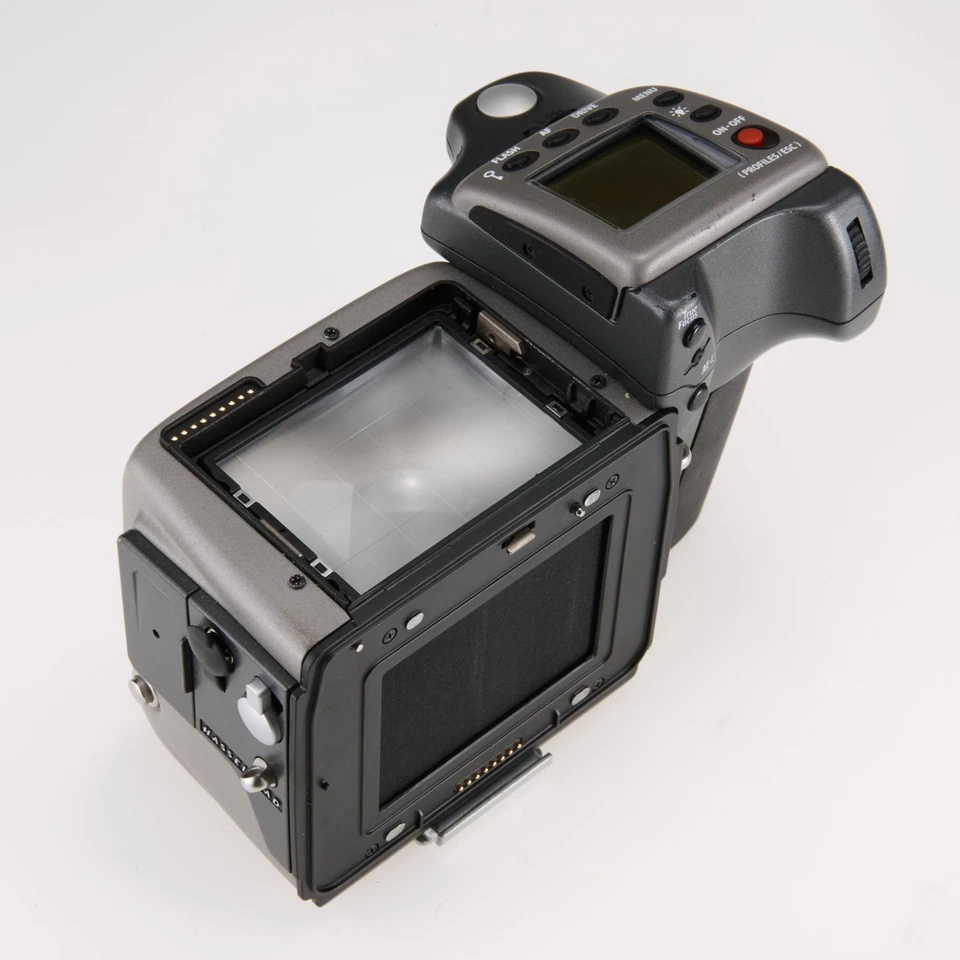 Hasselblad H4X Camera Body Phase one digital back used - Image 4 of 4