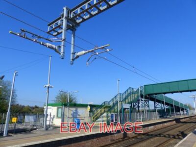 FOTO NEUE ELEKTRIFIZIERUNGSLEITUNGEN AM SEVERN TUNNELKNOTENPUNKT BAHNHOF DER W