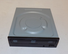 Lite-On DVD/CD Rewritable DVD/Drive Model iHAS124 SATA