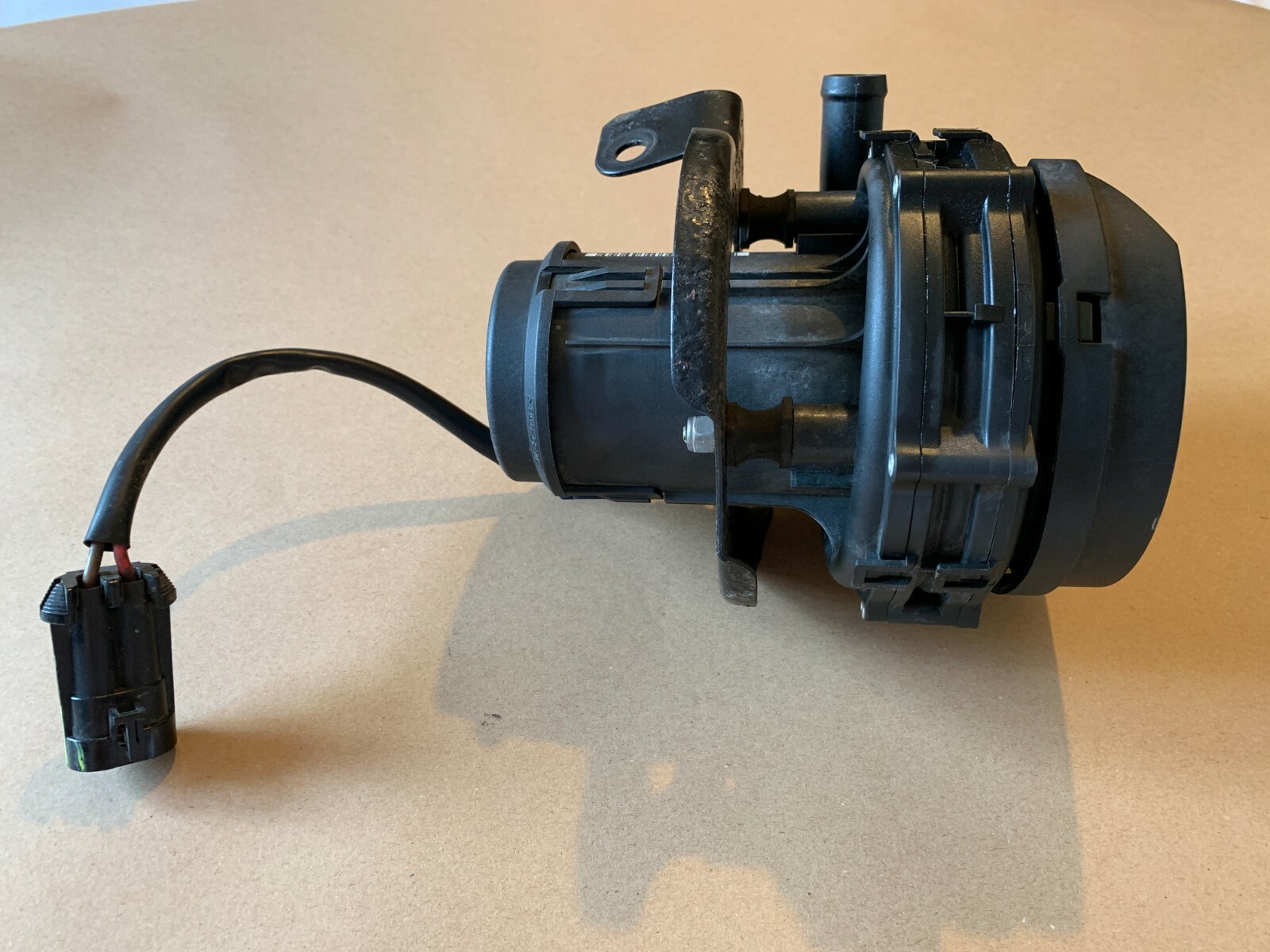 MASERATI QUATTROPORTE GRANTURISMO 4200 3200 0210 SECONDARY SMOG AIR