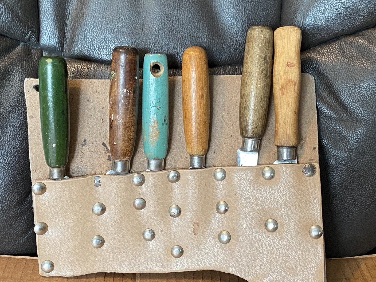 Old Vintage Wood Carving Set 6 Knives & Handmade Leather Holster eBay