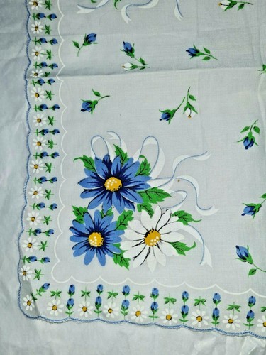 Vintage Hankie Handkerchief Cotton blue white Daisies flowers Japan 14" - Picture 2 of 4
