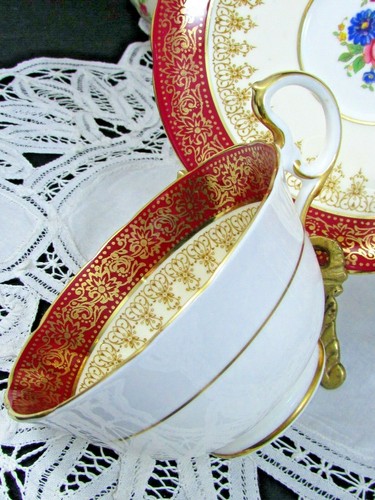 AYNSLEY PINK ROSE FLORAL SPRAY FANCY GOLD DESIGNS RED TEA CUP AND SAUCER - Picture 5 of 7