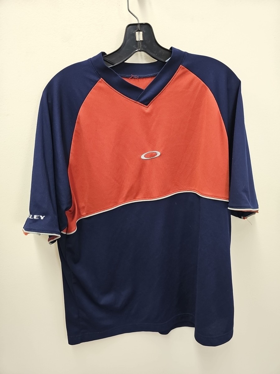 Vintage Oakley Software Embroidered Center Logo Chopped T Shirt | eBay