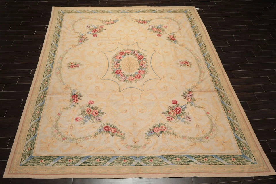 9'x11'8'' Hand Woven Flatweave Wool Ivory Needlepoint Medallion Rug - Image 2 of 4