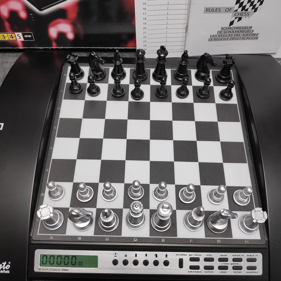Mephisto Saitek Explorer Pro Schachcomputer Vollständig Chess Computer  - Bild 3 von 4