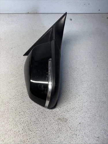 2013-18 BMW 328 F30 Power Right Passenger Side Mirror Assembly B39 E1021185