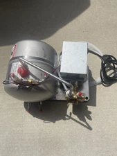 CORNELIUS CARBONATOR LARGRES STD 120/60 Soda Fountain Carbonated Water 