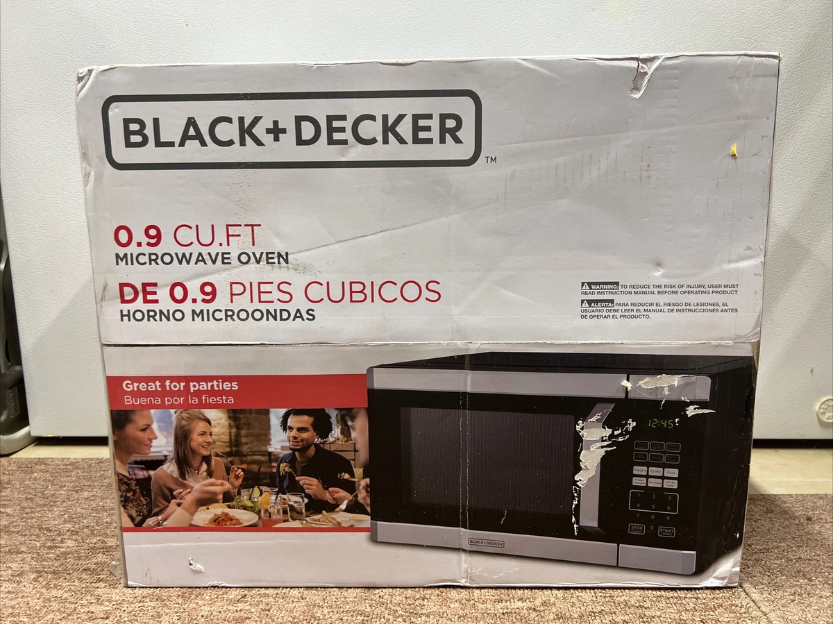 Black + Decker 0.9 Cu Ft 900W Digital Microwave Oven With Turntable in  Stainless Steel 