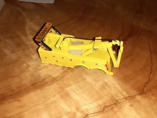 1/64 Yellow Wrecker Tow Truck Body For Custom Build SpecCast