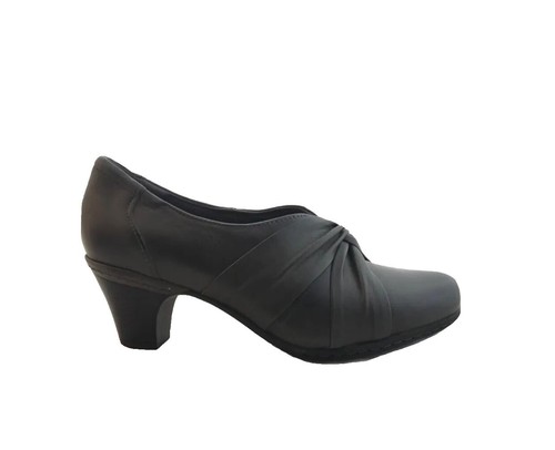 Cobb Hill Women's Alesia Detailed Cabernet Leather Block Heel