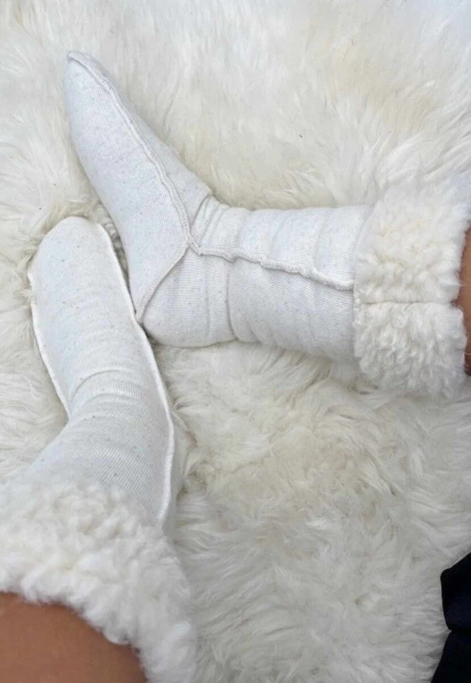 Calcetines hasta la rodilla hechos de lana merino elásticos suaves lavados a mano Foto 2 de 4