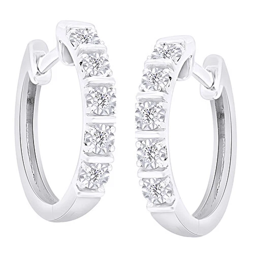 Pendientes de aro de 1/4 quilate enchapados en oro blanco de 14 quilates con diamantes naturales para mujer Foto 2 de 4