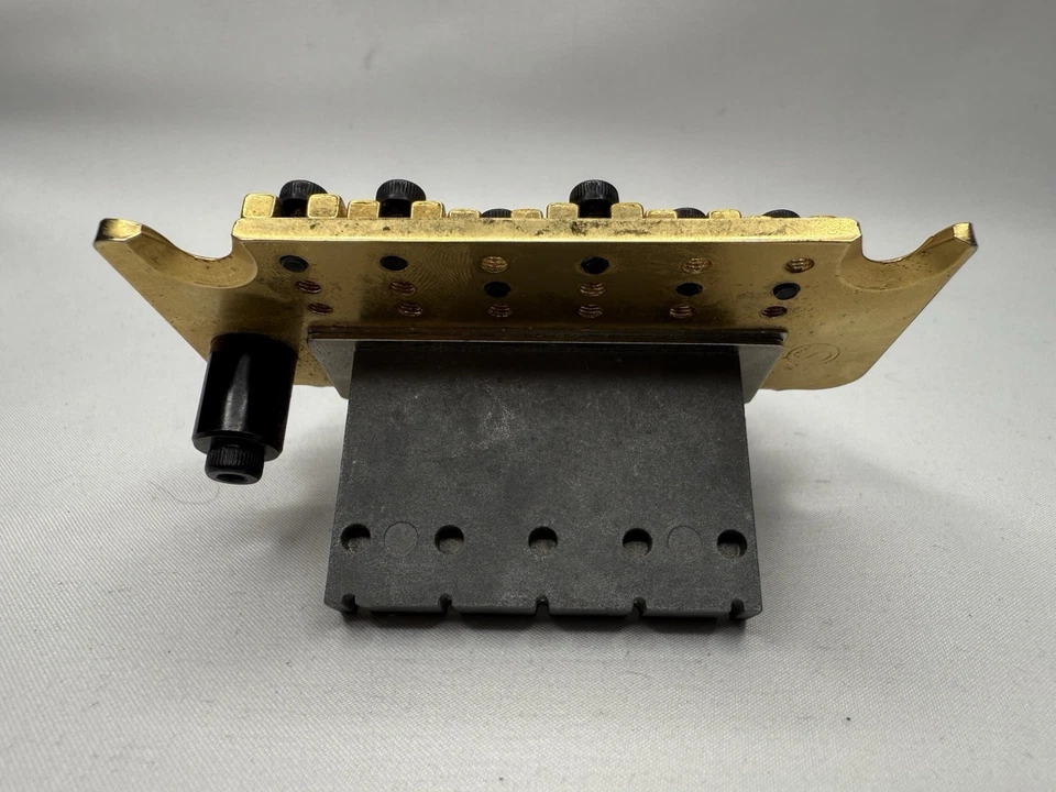 FLOYD ROSE SPECIAL TREMOLO SYSTEM FRTS3000S SATIN GOLD RIGHTY AUTHENTIC 32MM - Image 3 of 4