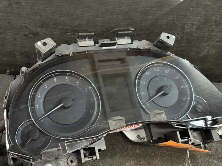 2011-2013 Infiniti G37 Speedometer Instrument Cluster Gauges MPH MT Assembly Oem Foto 2 de 4