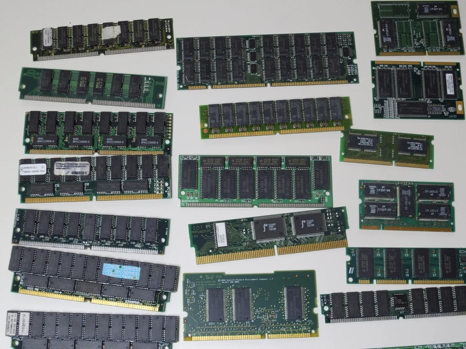 Ram Simm vintage de 72 PIN, EDO. Un montón de memoria antigua - Imagen 2 de 4