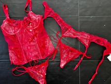 Victoria's Secret DESIGNER COLLECTION 36C CORSET SET garter M thongs RED lace