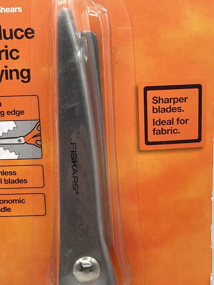 FISKARS PINKING SHEARS NEW IN PACKAGE LOT OF 2 8 IN-ORANGE HANDLES - Image 3 of 4