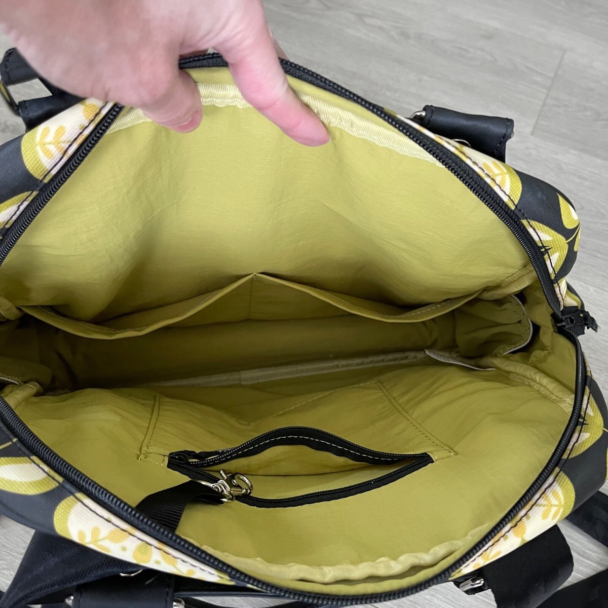 Petunia Pickle Bottom Yellow and Black Floral Bag backpack  display picture 2