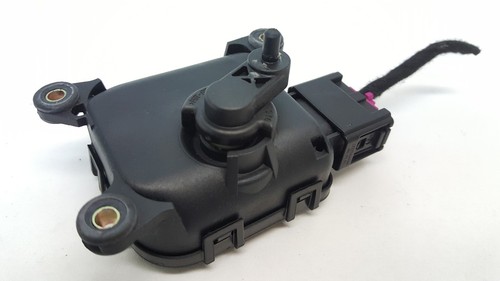 Audi A6 4B Stellmotor Defrosterklappe Klimakasten 4B1820511K (84)
