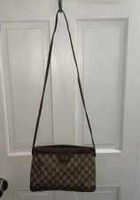 VTG GUCCI GG Monogram Supreme Canvas Crossbody Bag ITALY 007 87 5553 ITALY