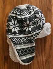 GERTEX Kids 4-6X Trapper Winter Hat Hand Wash Snowflake Pattern Faux Fur