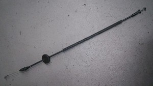 Betätigungszug Seilzug Schloss Türe Vorne Rechts VW Golf 1.9 TDI DPF Bj 2007