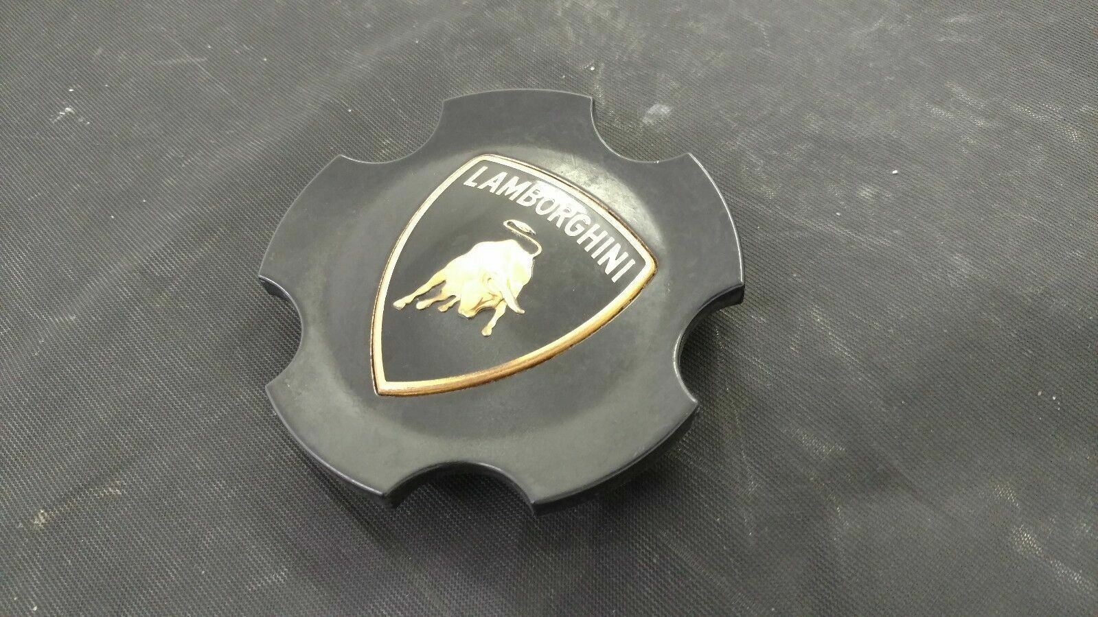 LAMBORGHINI MURCIELAGO LP640 RIM CENTER HUB CAP OEM 410601147