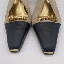 House of Gucci Tiger Head Suede slingback kitten heel pumps Gold Black Size 7