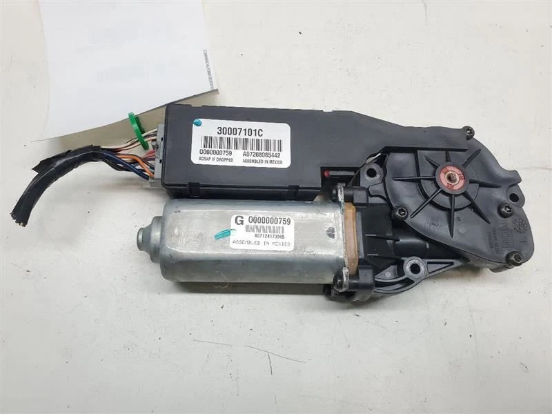 2005-2010, Cadillac STS, мотор на крыше с электроприводом люка, номер детали: A08149214210 - Изображение 3 из 4