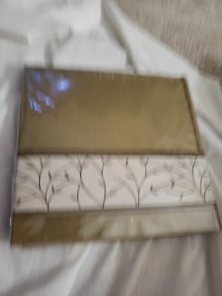 Pioneer Photo Album Cloth Fabric 4 x 6" 50 Pages 200 Photos Gold And Beige New - Image 2 of 4