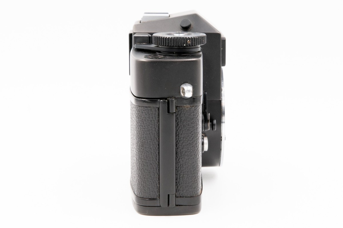 Leica Leicaflex SL2 Black Chrome 35mm Film SLR Camera Body