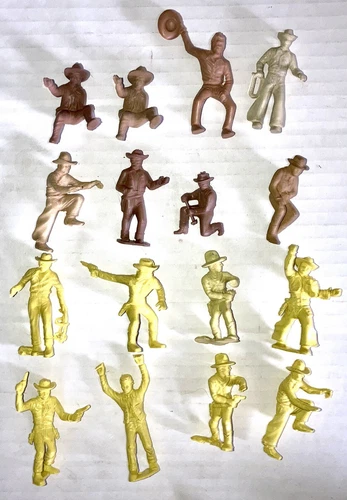 1950s Marx 60MM Western Play Set Figures-16 Pieces